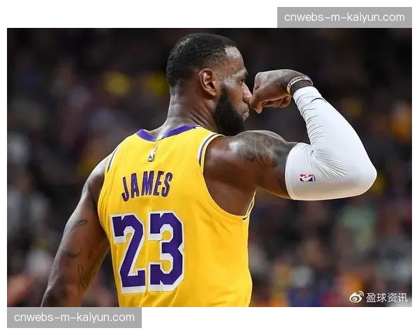 特写镜头：37岁的里昂老将拉卡泽特打进赛季第15球，追平个人纪录