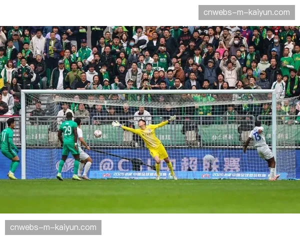 上海申花边路推进威胁显著，右边锋有效传中成功率超65%